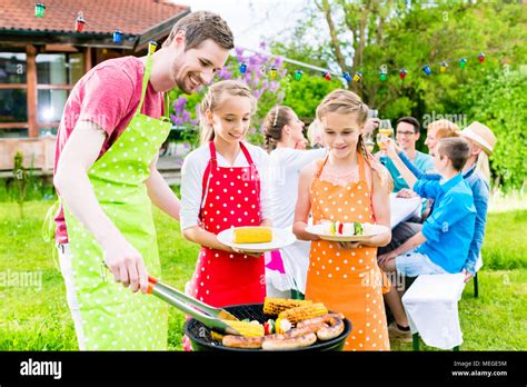 my pervy famili.com|Family Barbecue .